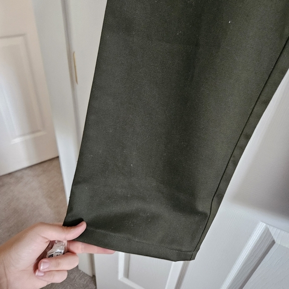 Tabi Army Green Stretch Trousers Size US 8 - Picture 6 of 6